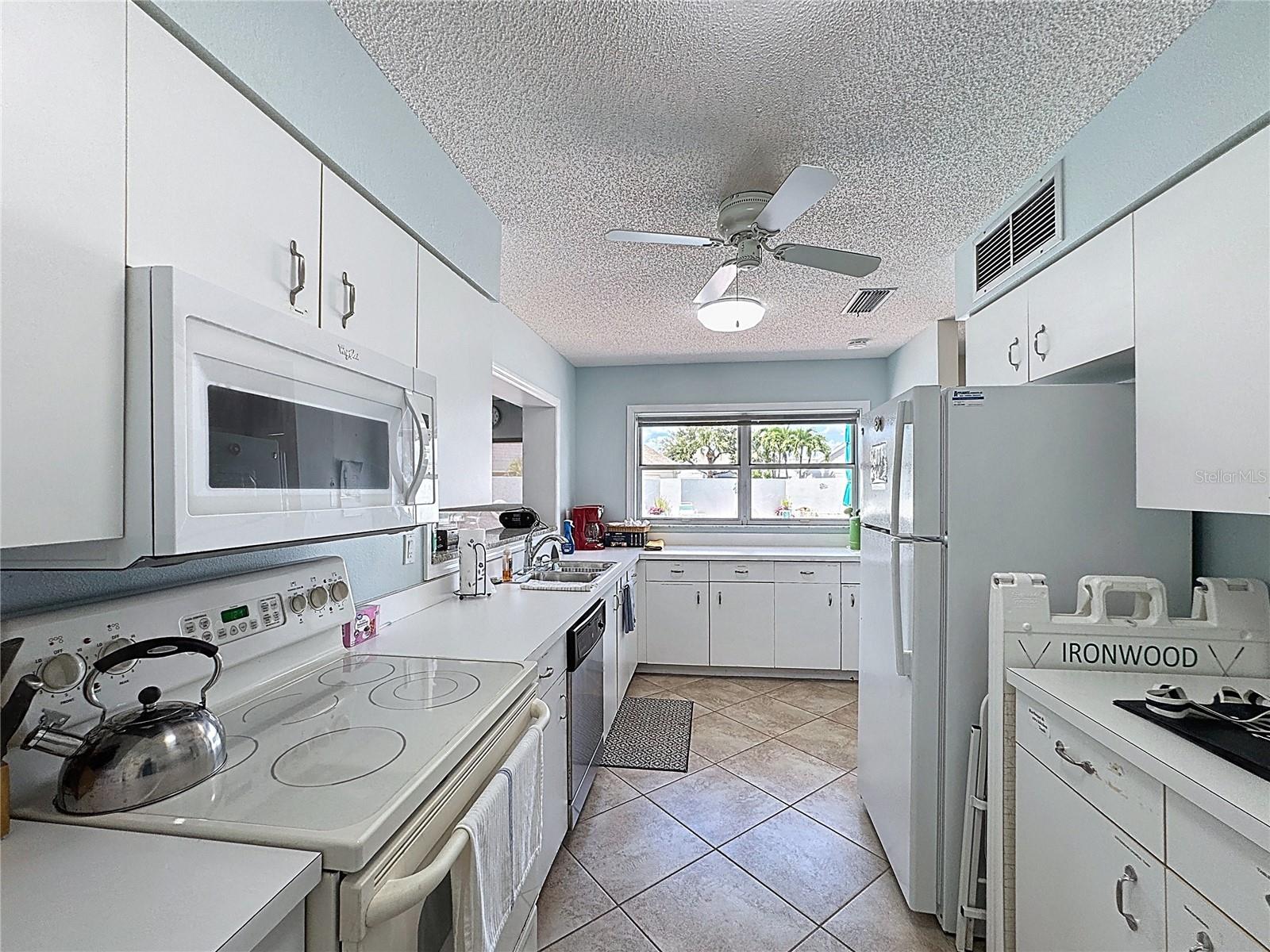 Image 41 of 43 For 677 Ironwood Circle 104