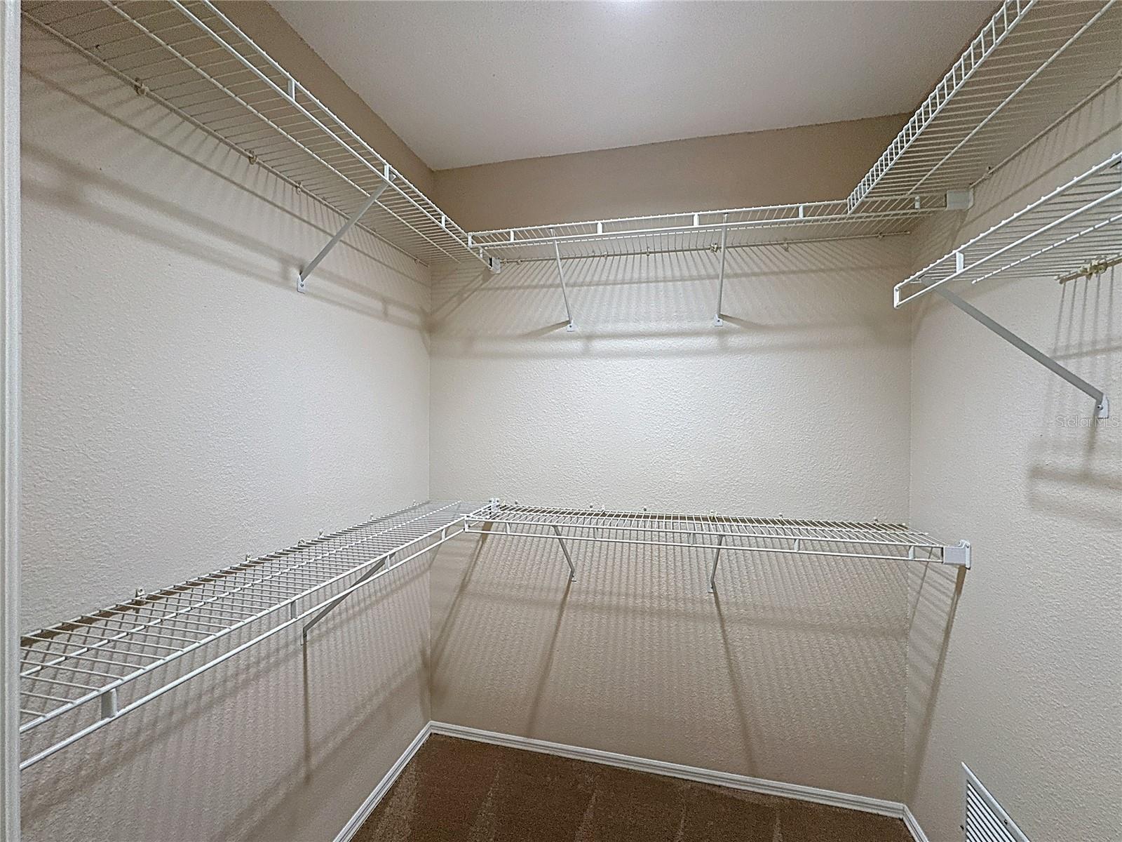 Image 9 of 43 For 677 Ironwood Circle 104