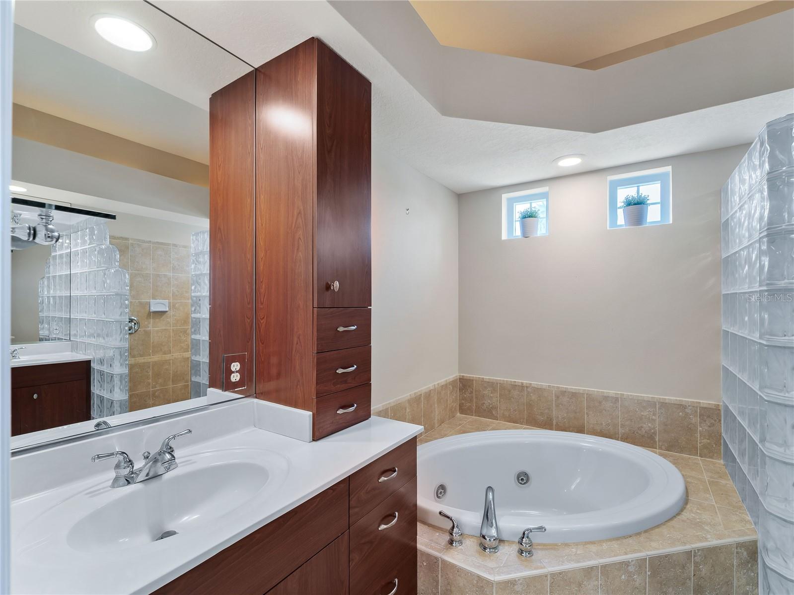 Image 32 of 55 For 1062 Derian Place