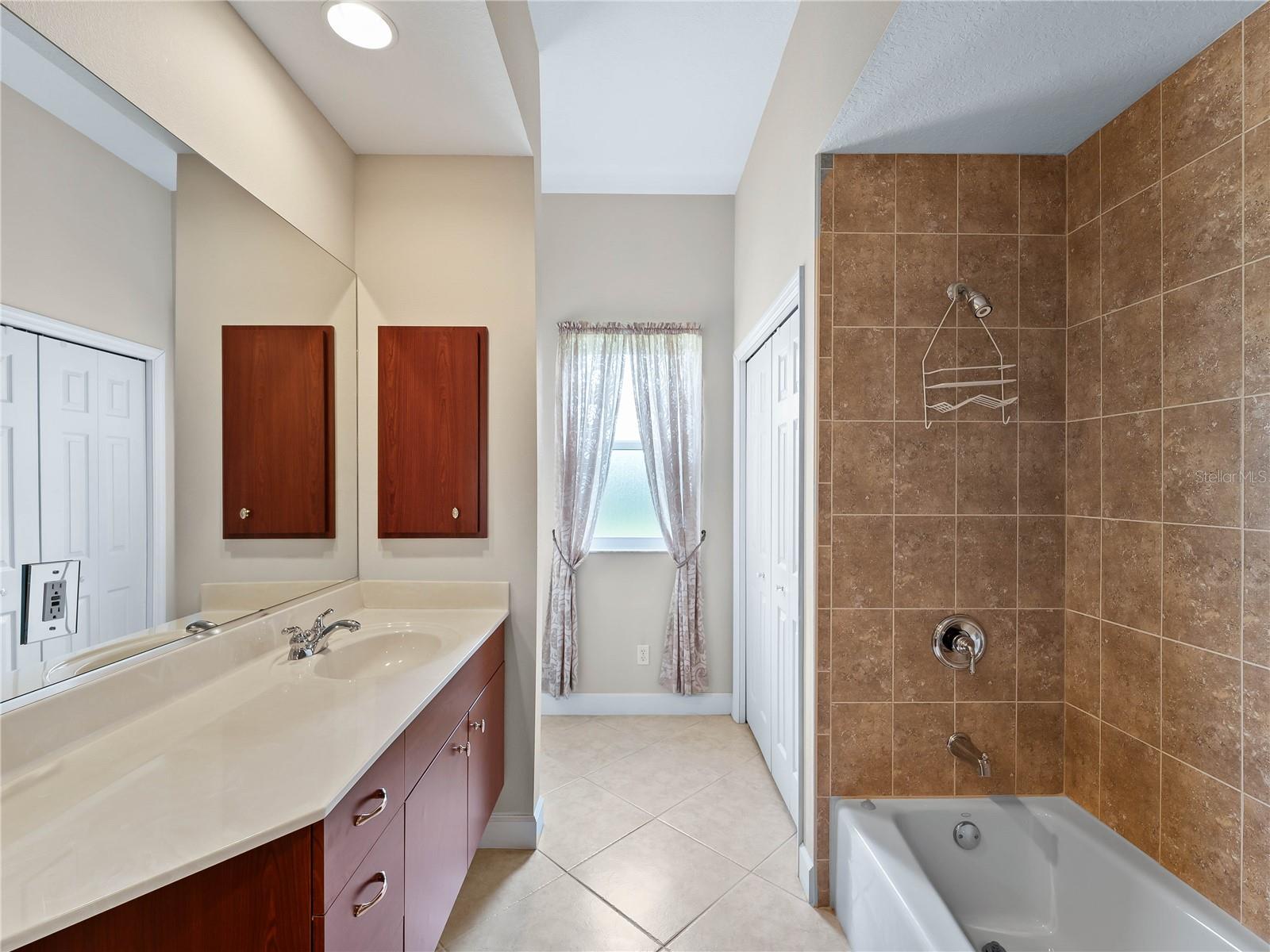 Image 41 of 55 For 1062 Derian Place