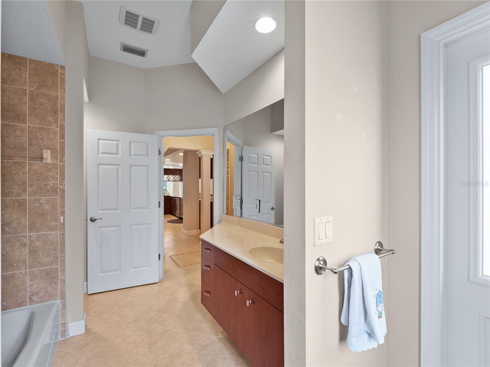 Image 42 of 55 For 1062 Derian Place