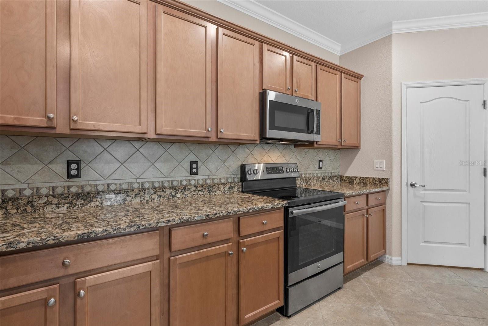 Image 32 of 62 For 12285 Canavese Lane