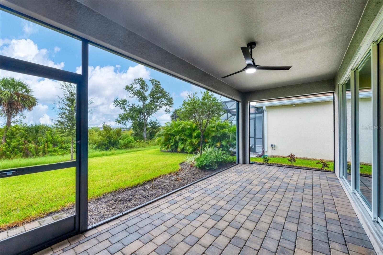 Image 15 of 73 For 17953 Grand Prosperity Drive