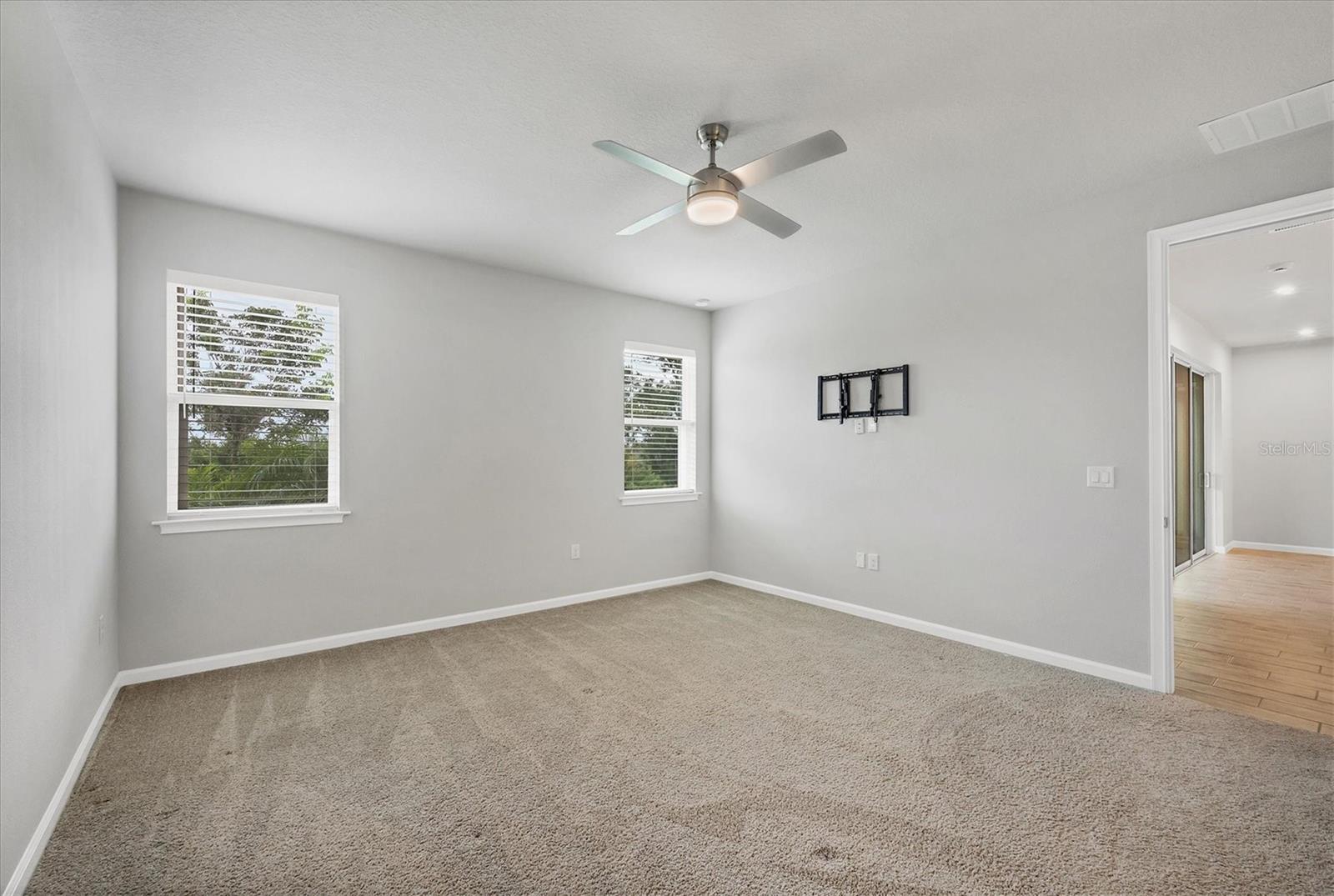 Image 22 of 73 For 17953 Grand Prosperity Drive