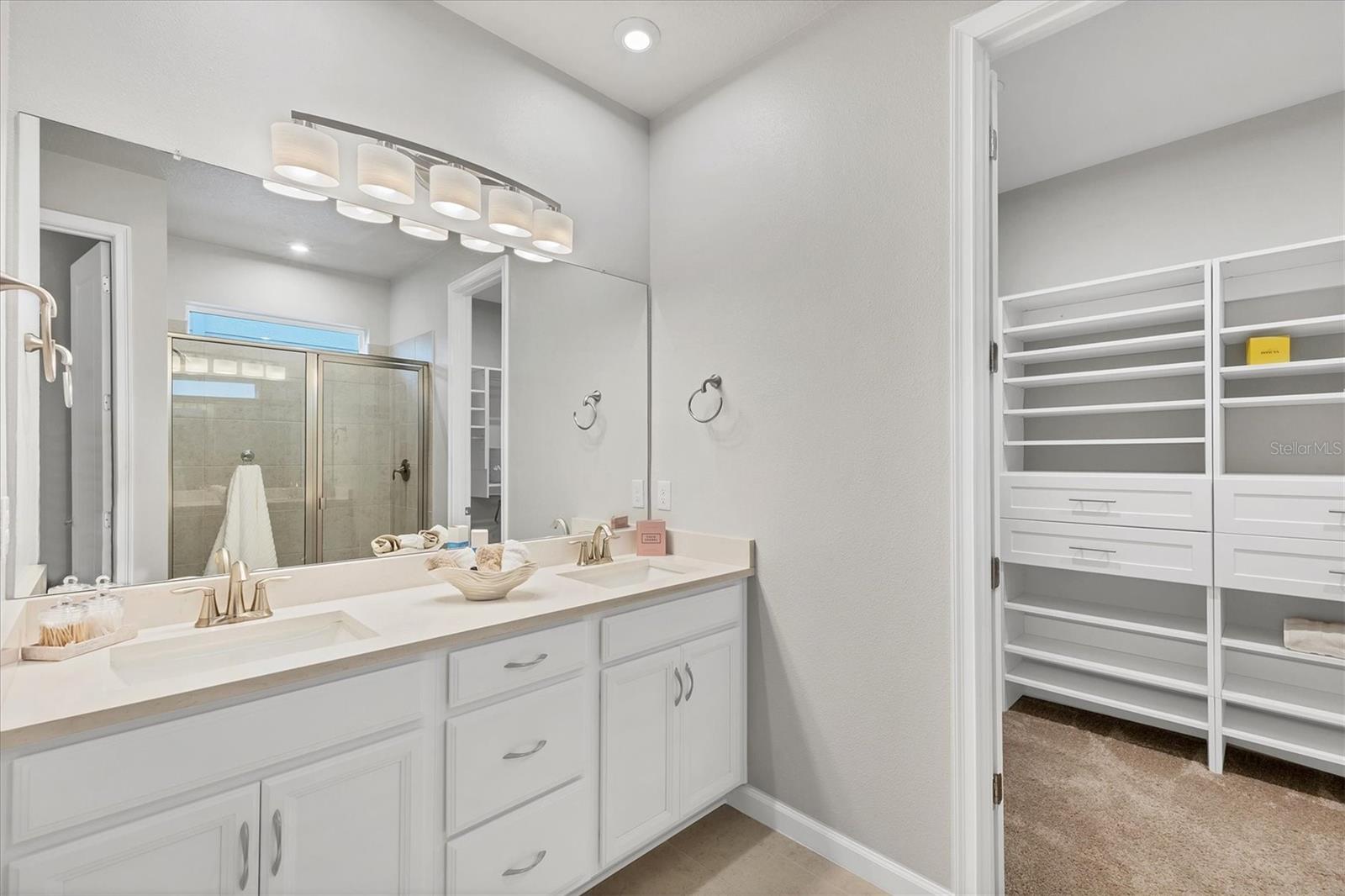 Image 24 of 73 For 17953 Grand Prosperity Drive