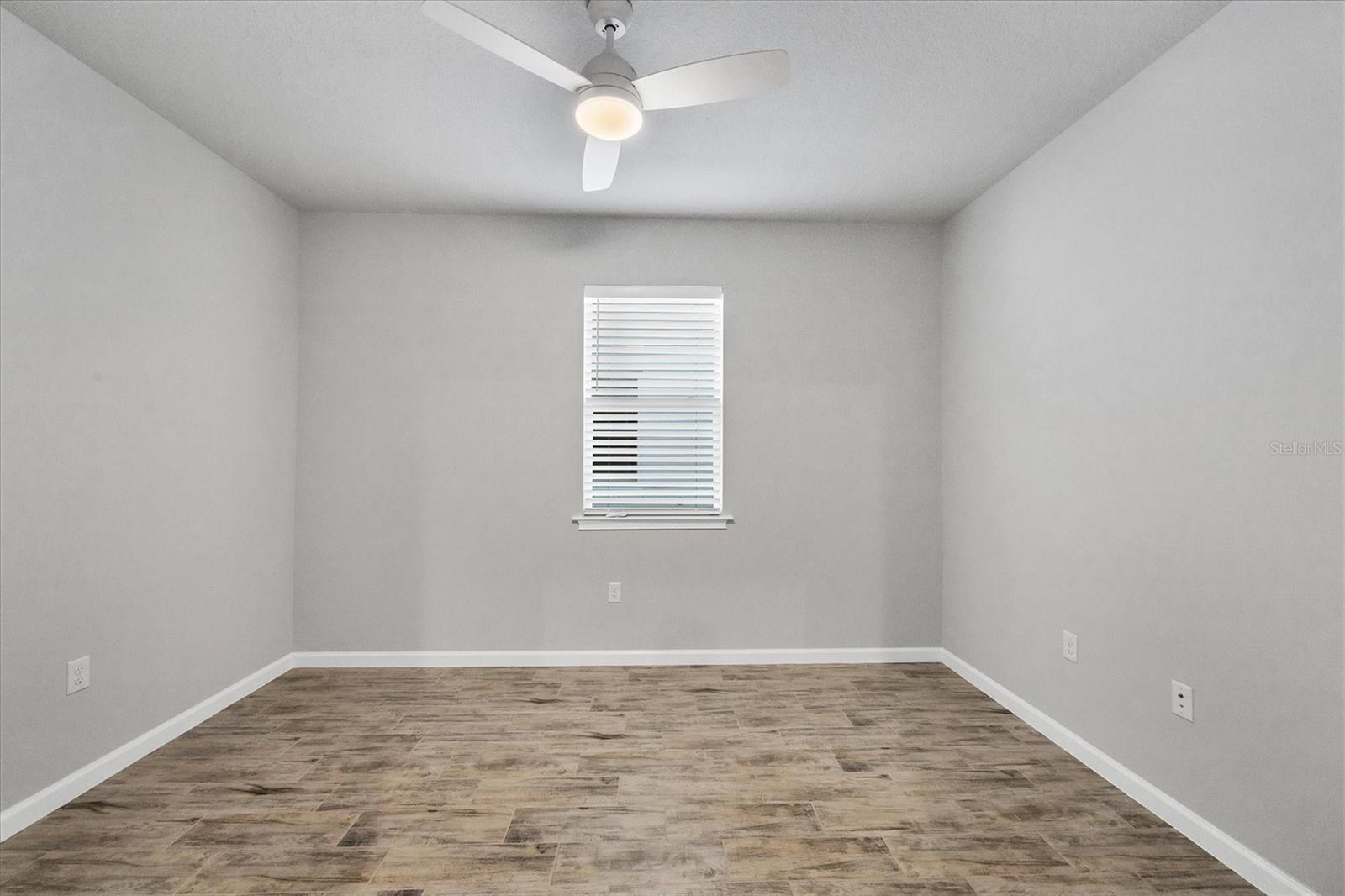 Image 31 of 73 For 17953 Grand Prosperity Drive