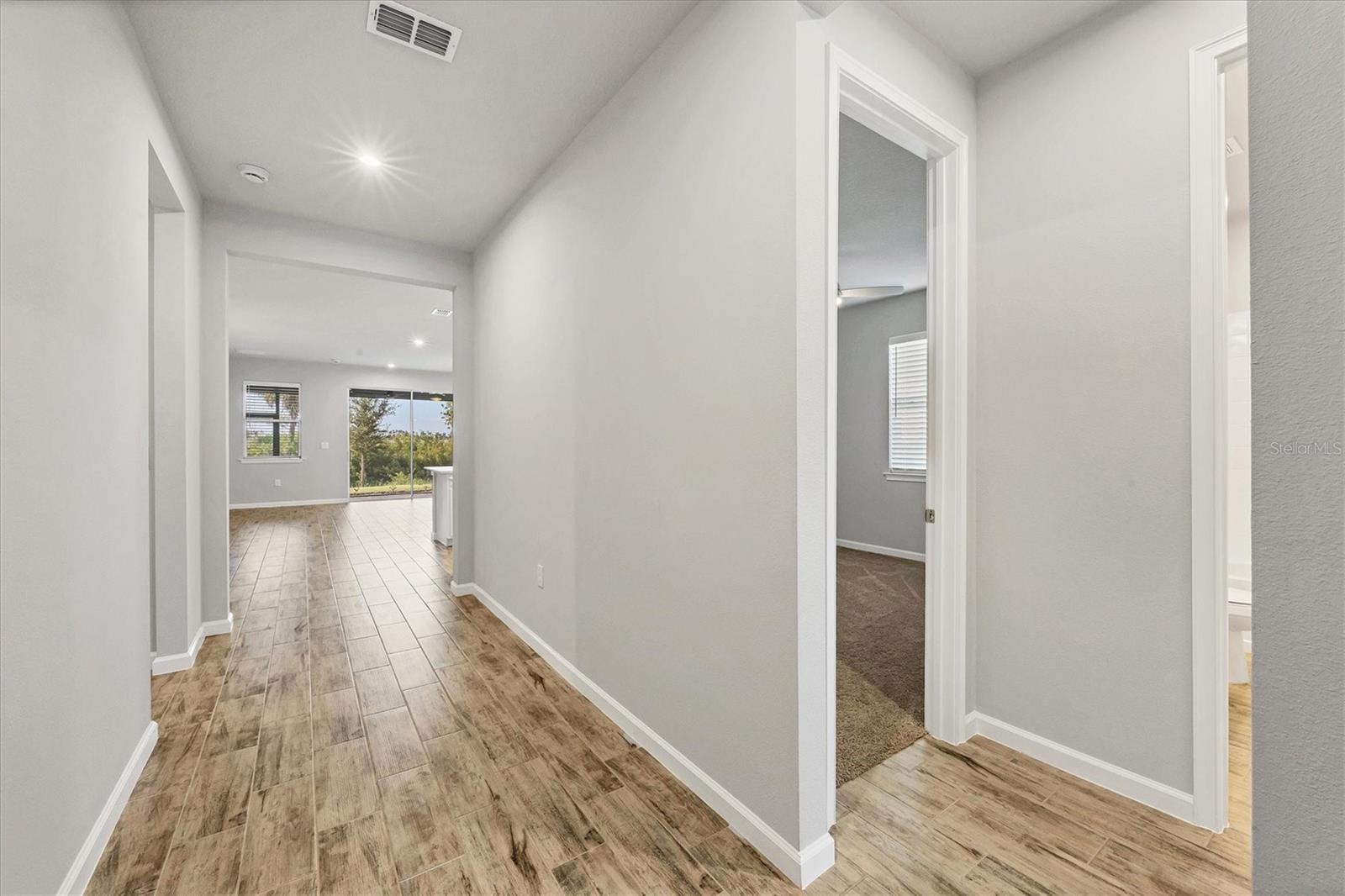 Image 4 of 73 For 17953 Grand Prosperity Drive