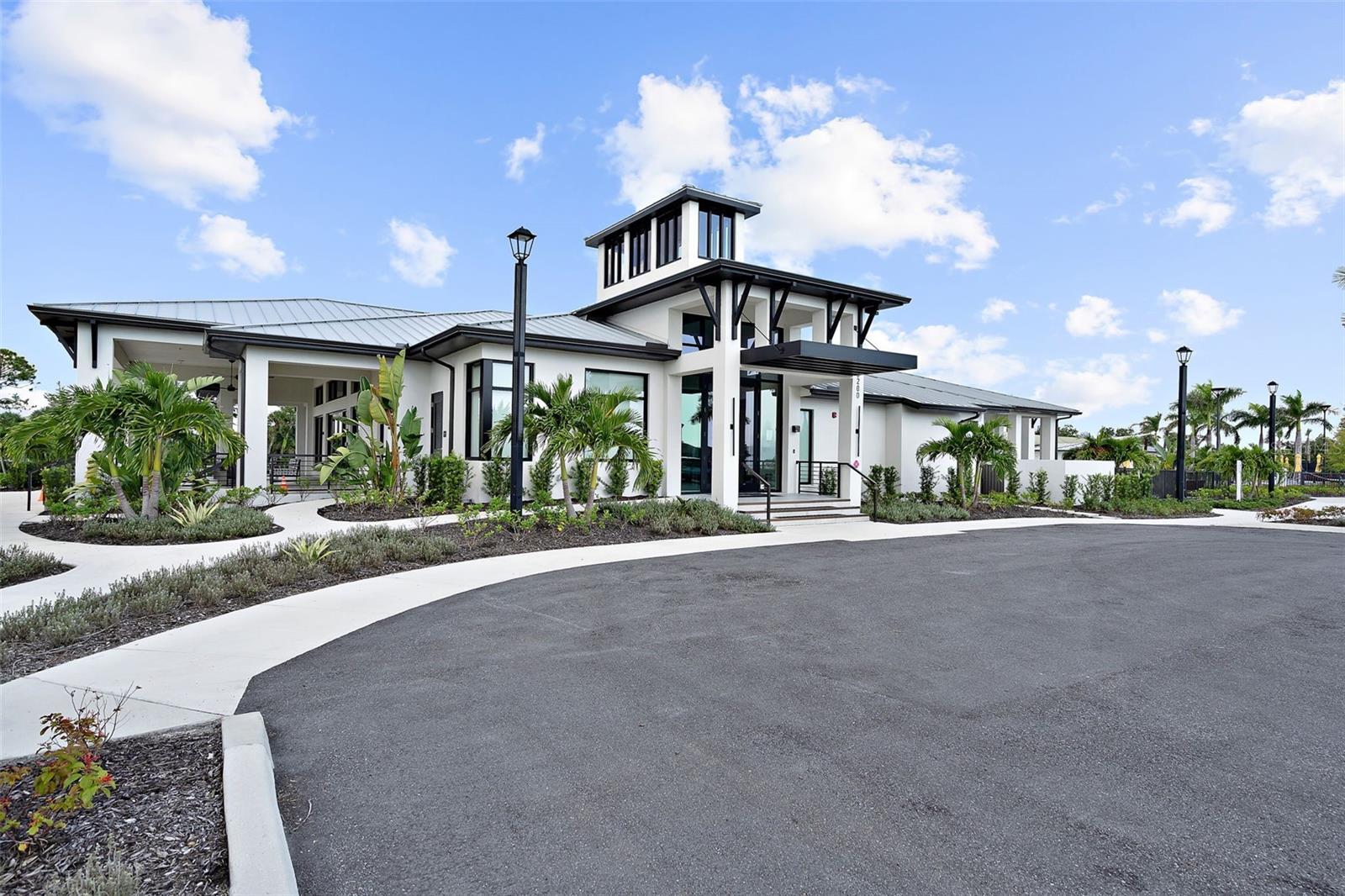 Image 46 of 73 For 17953 Grand Prosperity Drive