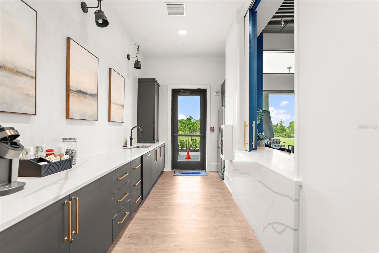 Image 49 of 73 For 17953 Grand Prosperity Drive