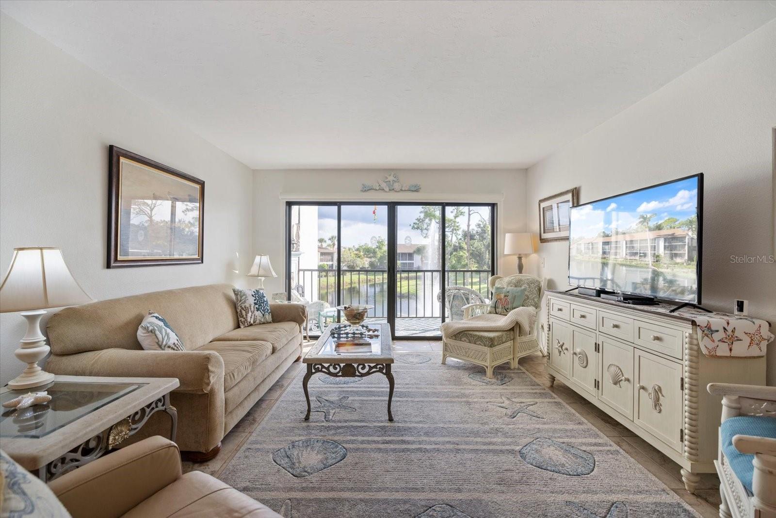 Image 14 of 43 For 1176 Bird Bay Way 207