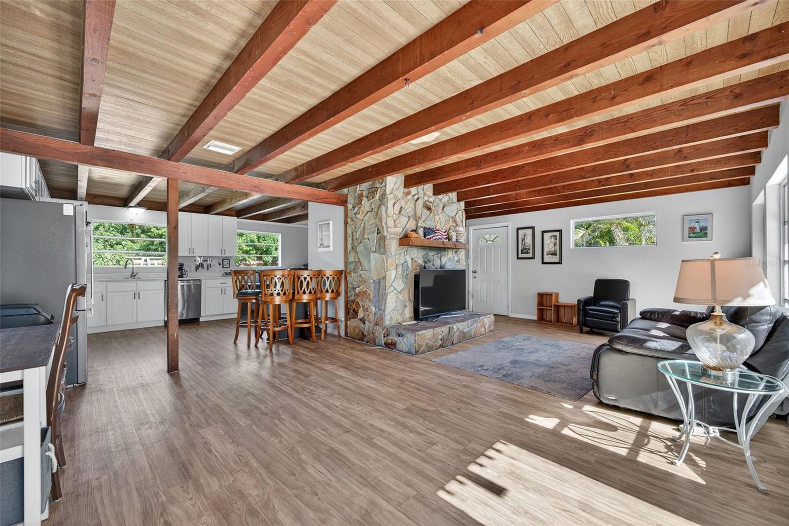 Image 16 of 35 For 5075 Lemon Bay Drive