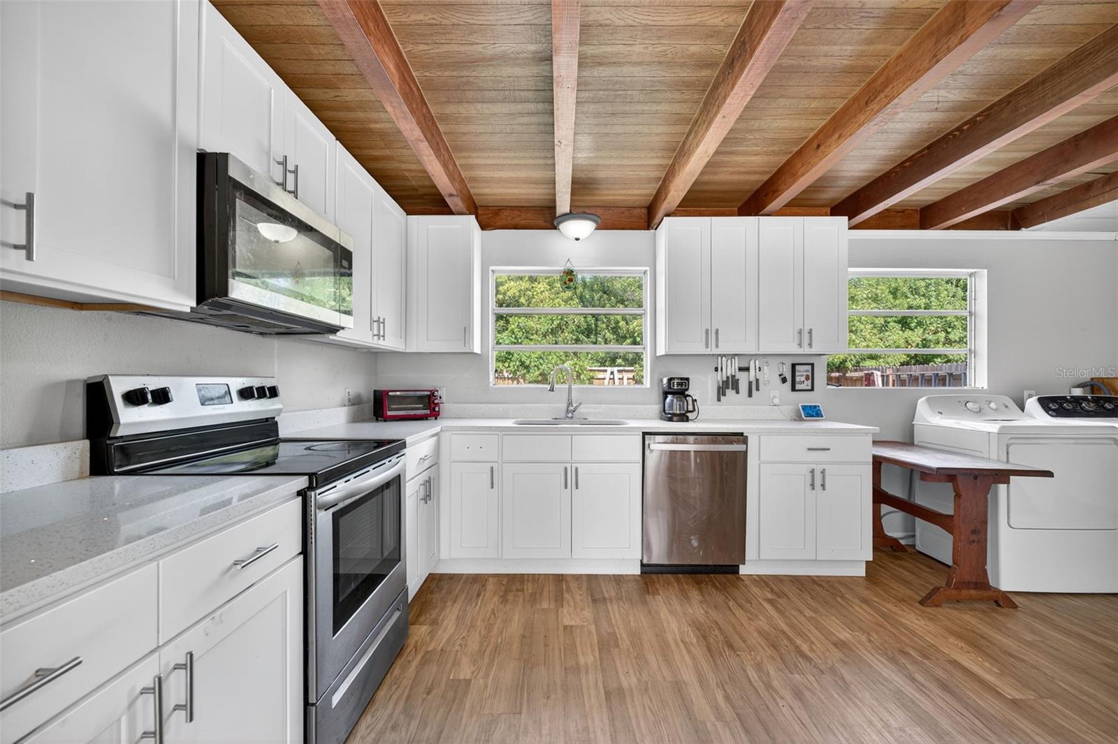 Image 6 of 35 For 5075 Lemon Bay Drive