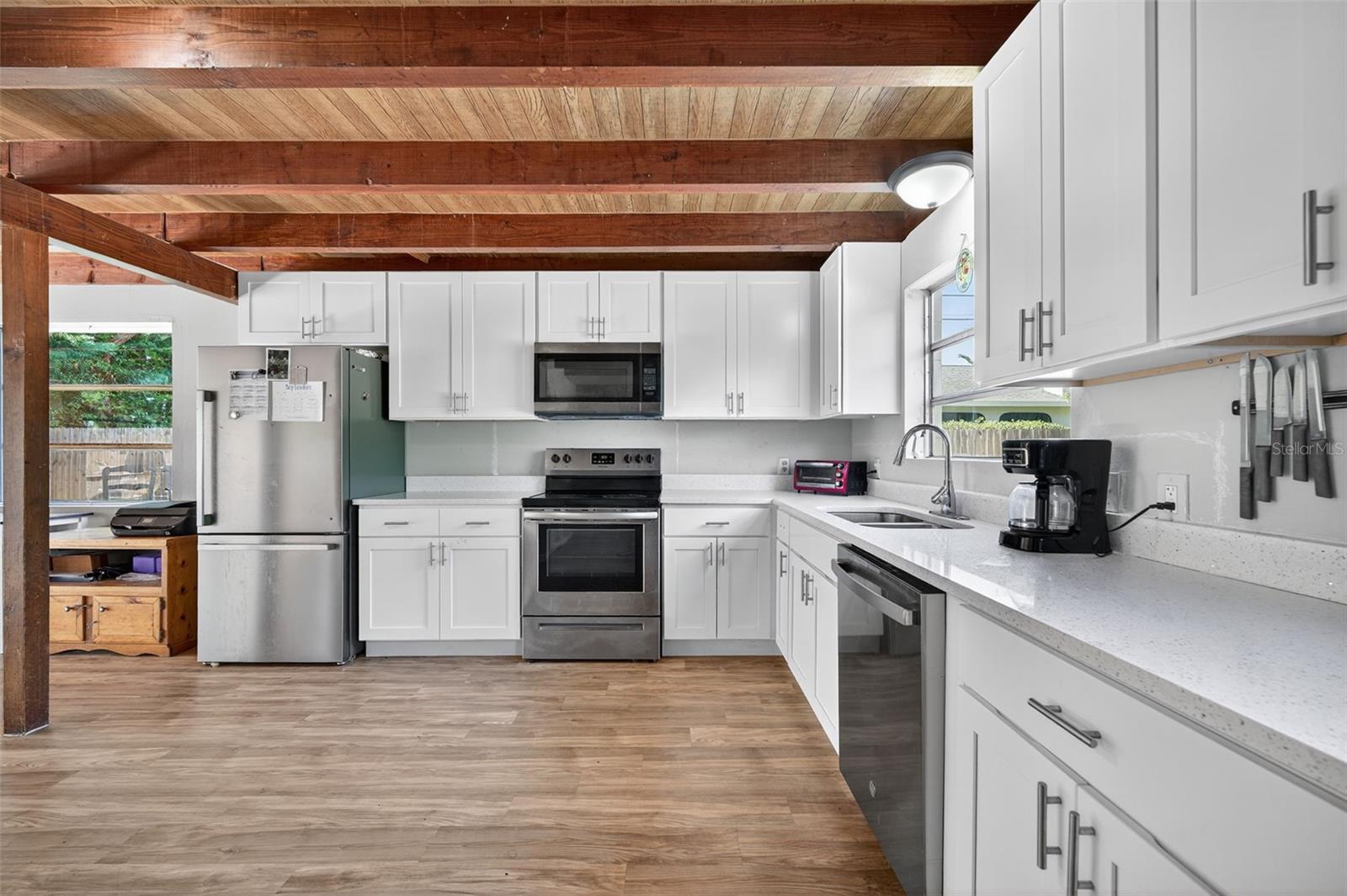 Image 7 of 35 For 5075 Lemon Bay Drive