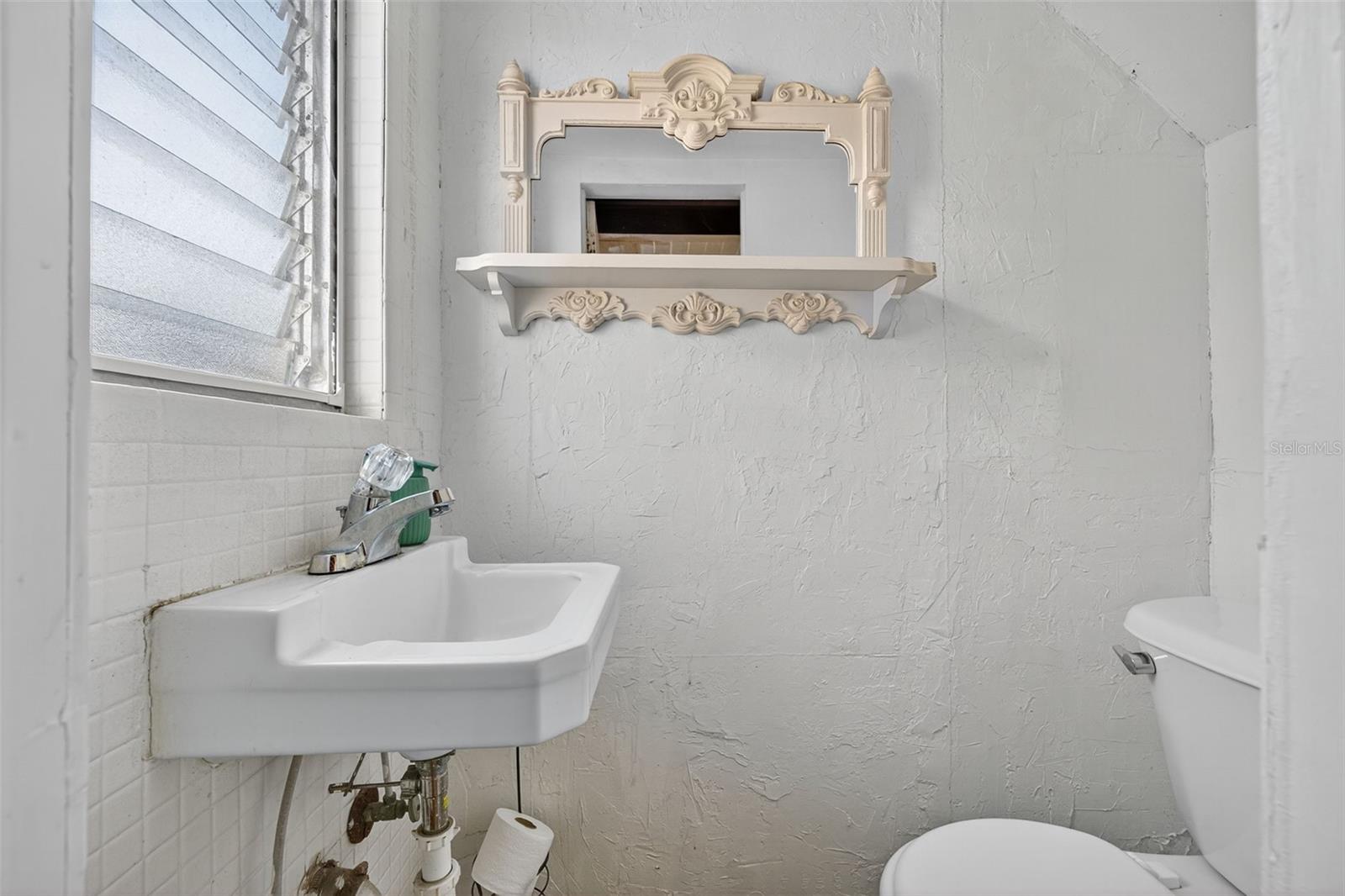 Image 8 of 35 For 5075 Lemon Bay Drive