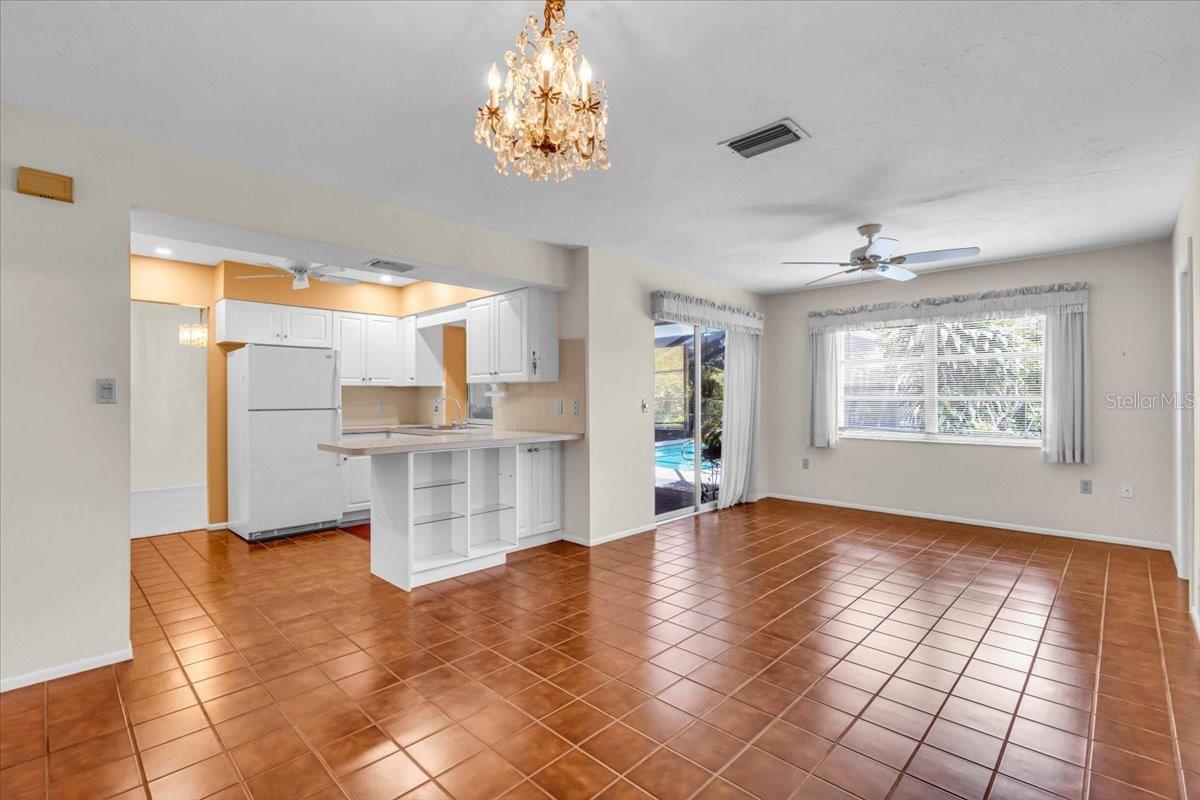 Image 11 of 45 For 468 Laurencin Drive