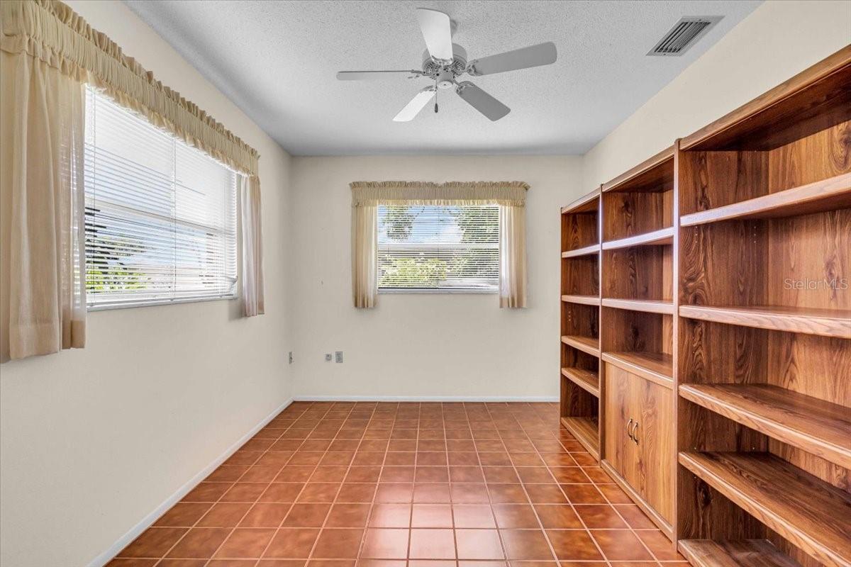 Image 14 of 45 For 468 Laurencin Drive