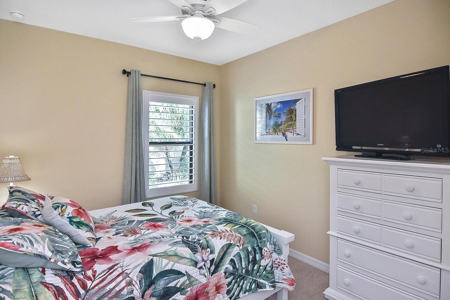 Image 30 of 70 For 268 Livorno Way