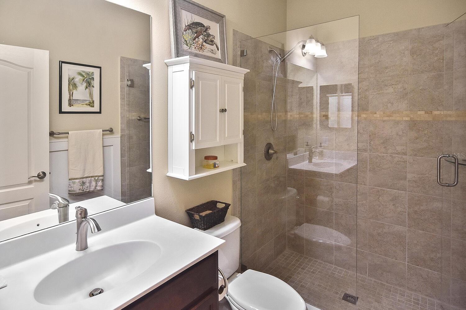 Image 33 of 70 For 268 Livorno Way