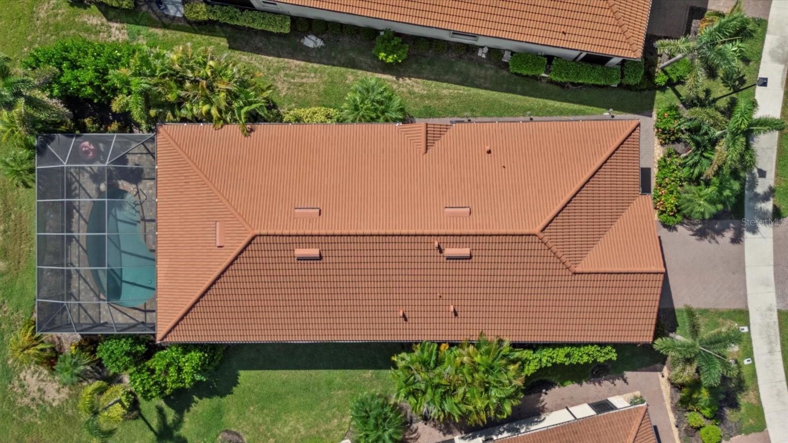 Image 37 of 68 For 10189 Fiddlewood Drive