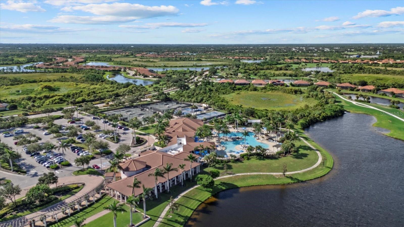 Image 61 of 68 For 10189 Fiddlewood Drive