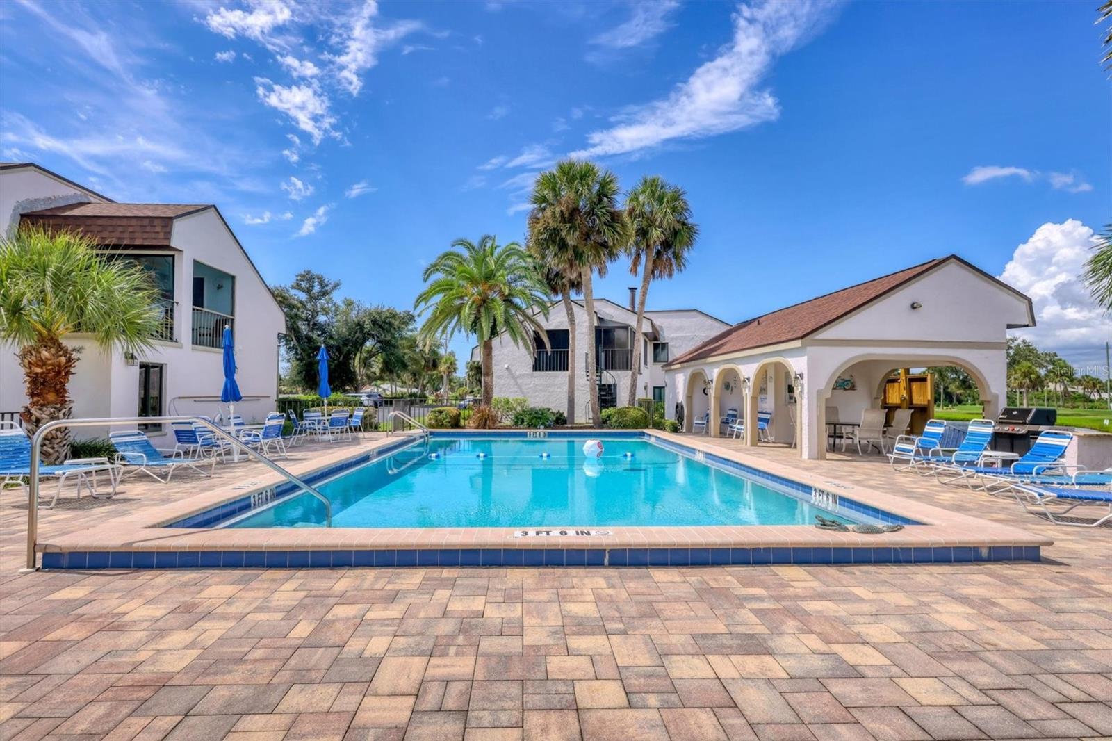 Image 35 of 42 For 822 Capri Isles Boulevard 210