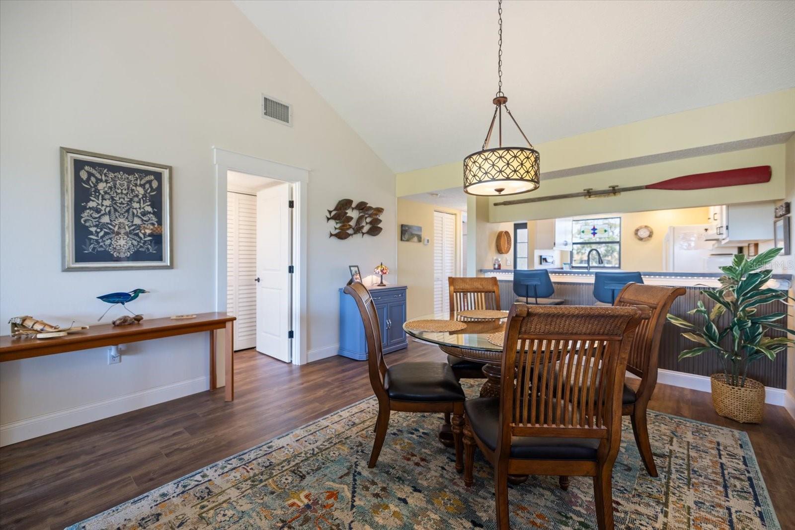 Image 10 of 23 For 726 Bird Bay Drive W 153