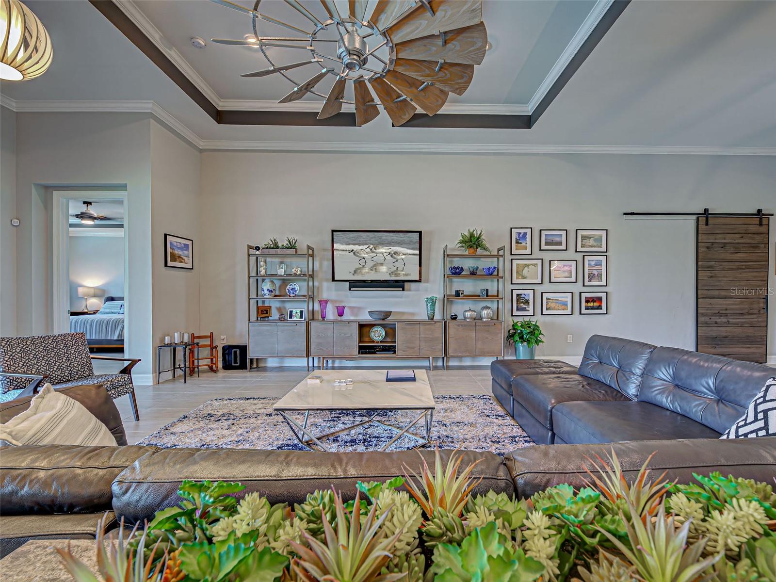 Image 19 of 90 For 13374 Verandi Street