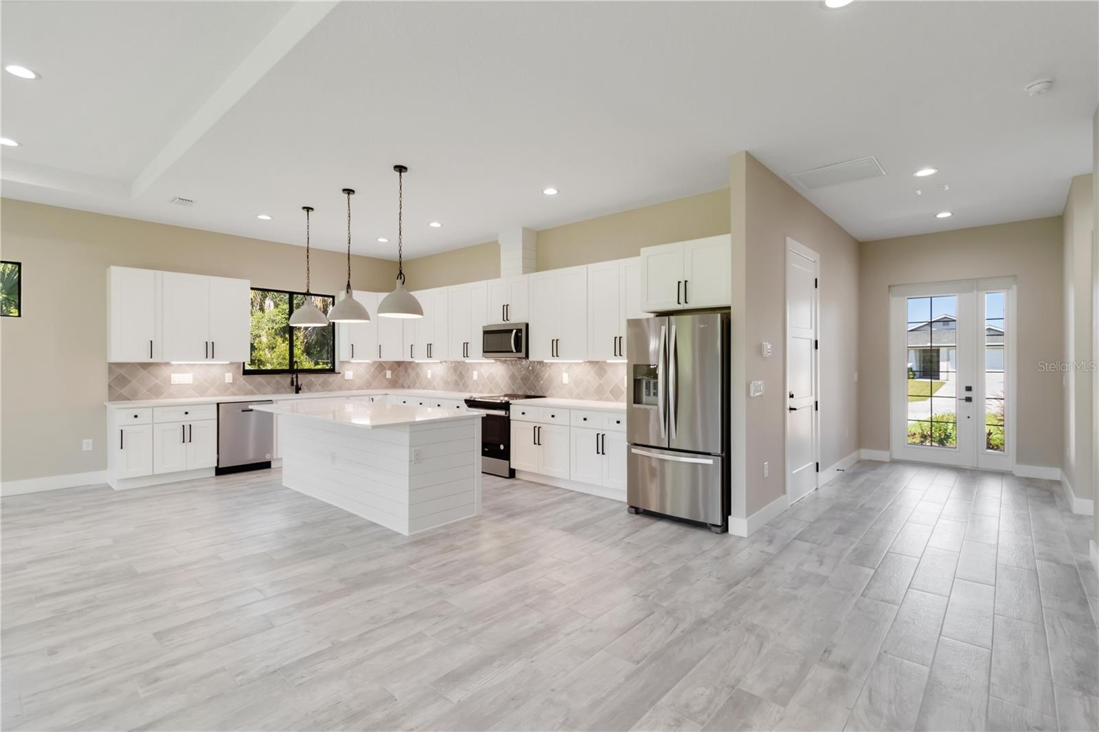 Image 14 of 39 For 205 Cougar Way