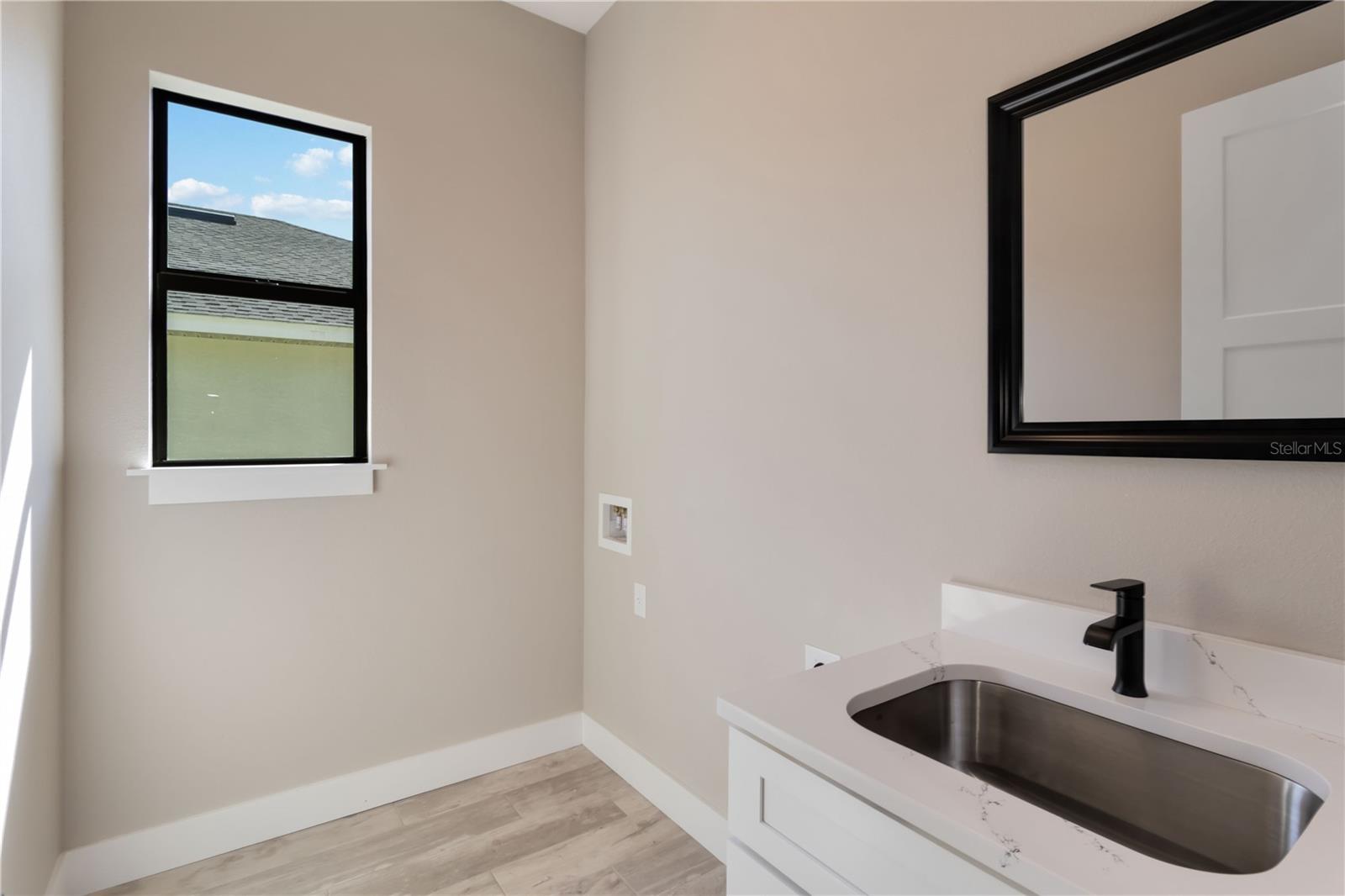 Image 25 of 39 For 205 Cougar Way