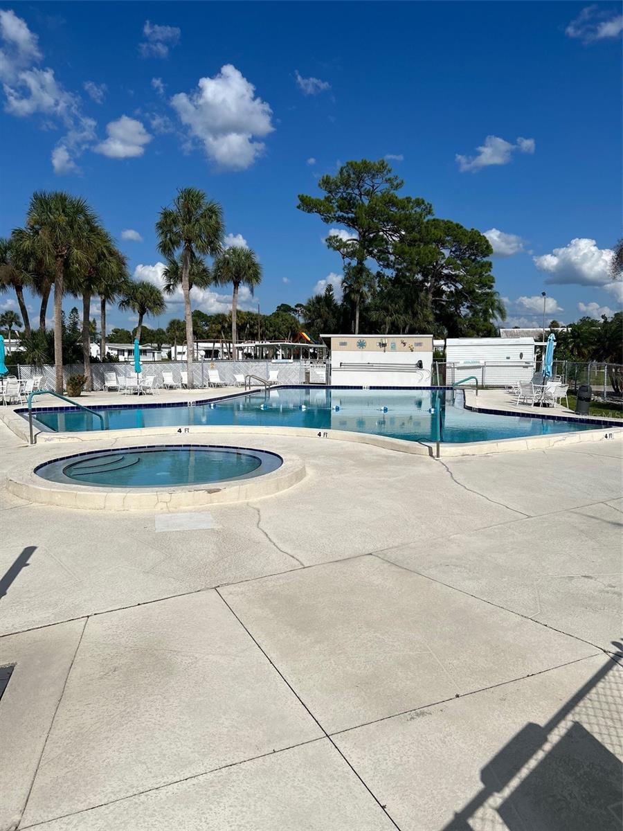 Image 5 of 22 For 1674 University Parkway 76