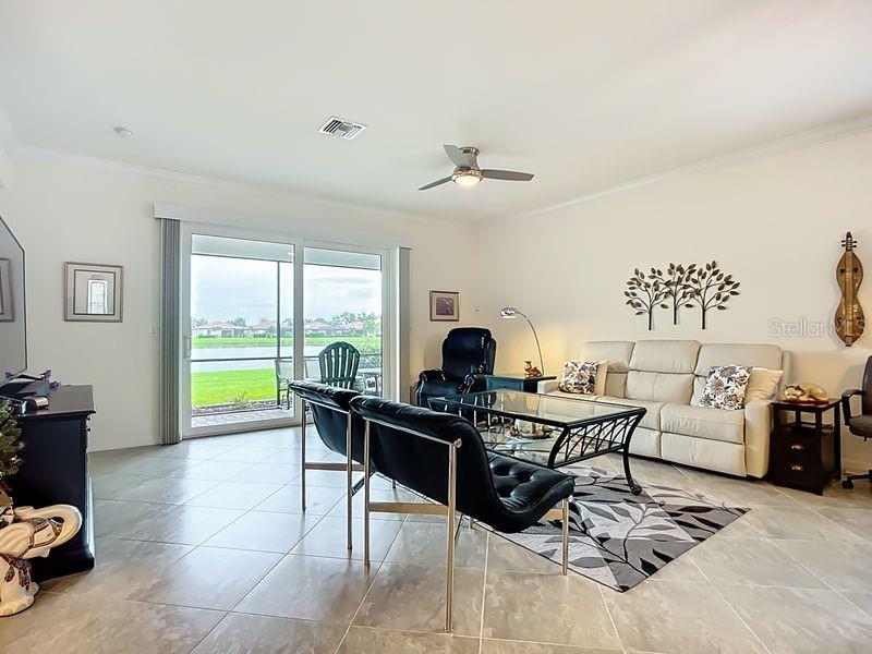 Image 13 of 41 For 9824 Hilltop Drive