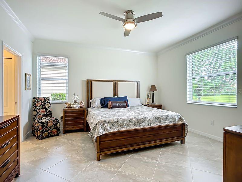 Image 17 of 41 For 9824 Hilltop Drive