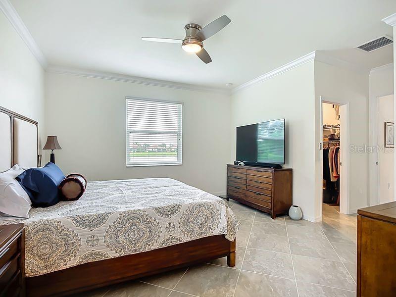 Image 18 of 41 For 9824 Hilltop Drive