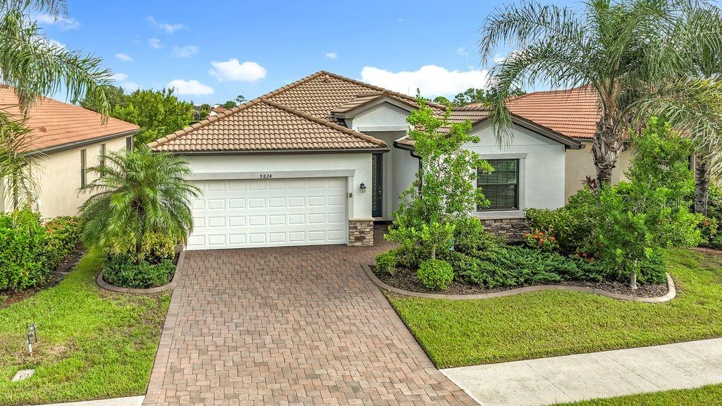 Image 2 of 41 For 9824 Hilltop Drive
