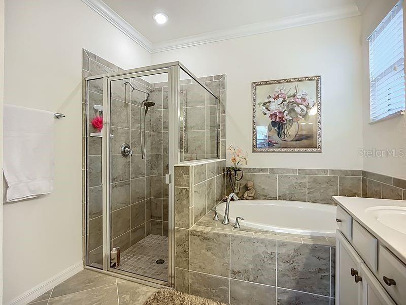 Image 21 of 41 For 9824 Hilltop Drive