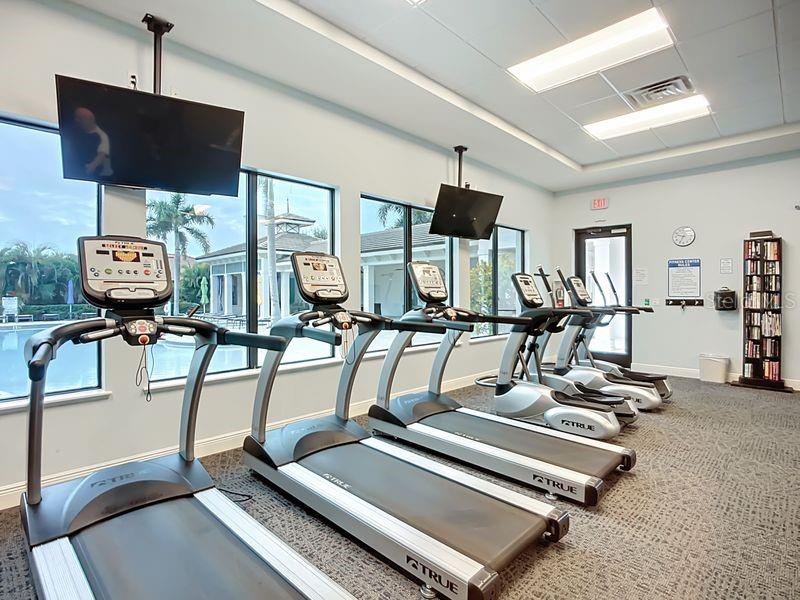 Image 49 of 51 For 9824 Hilltop Drive