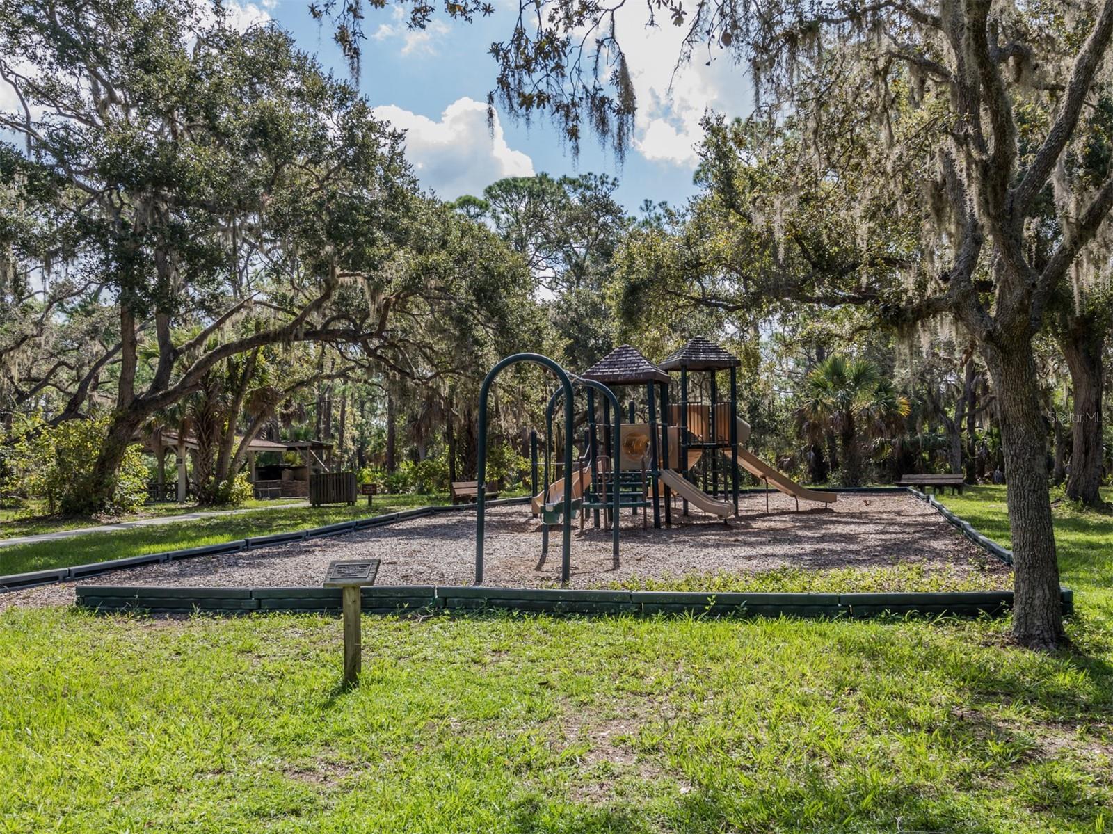 Image 42 of 55 For 563 Pine Ranch East Road