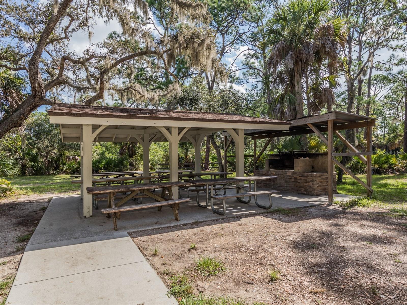 Image 43 of 55 For 563 Pine Ranch East Road