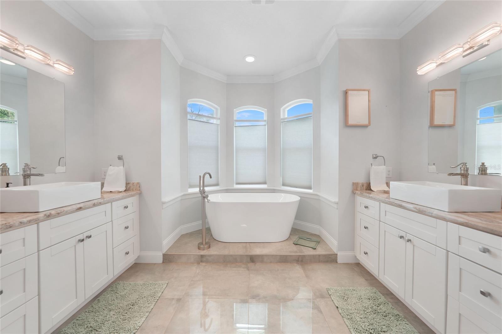 Image 18 of 42 For 3300 Salford Boulevard