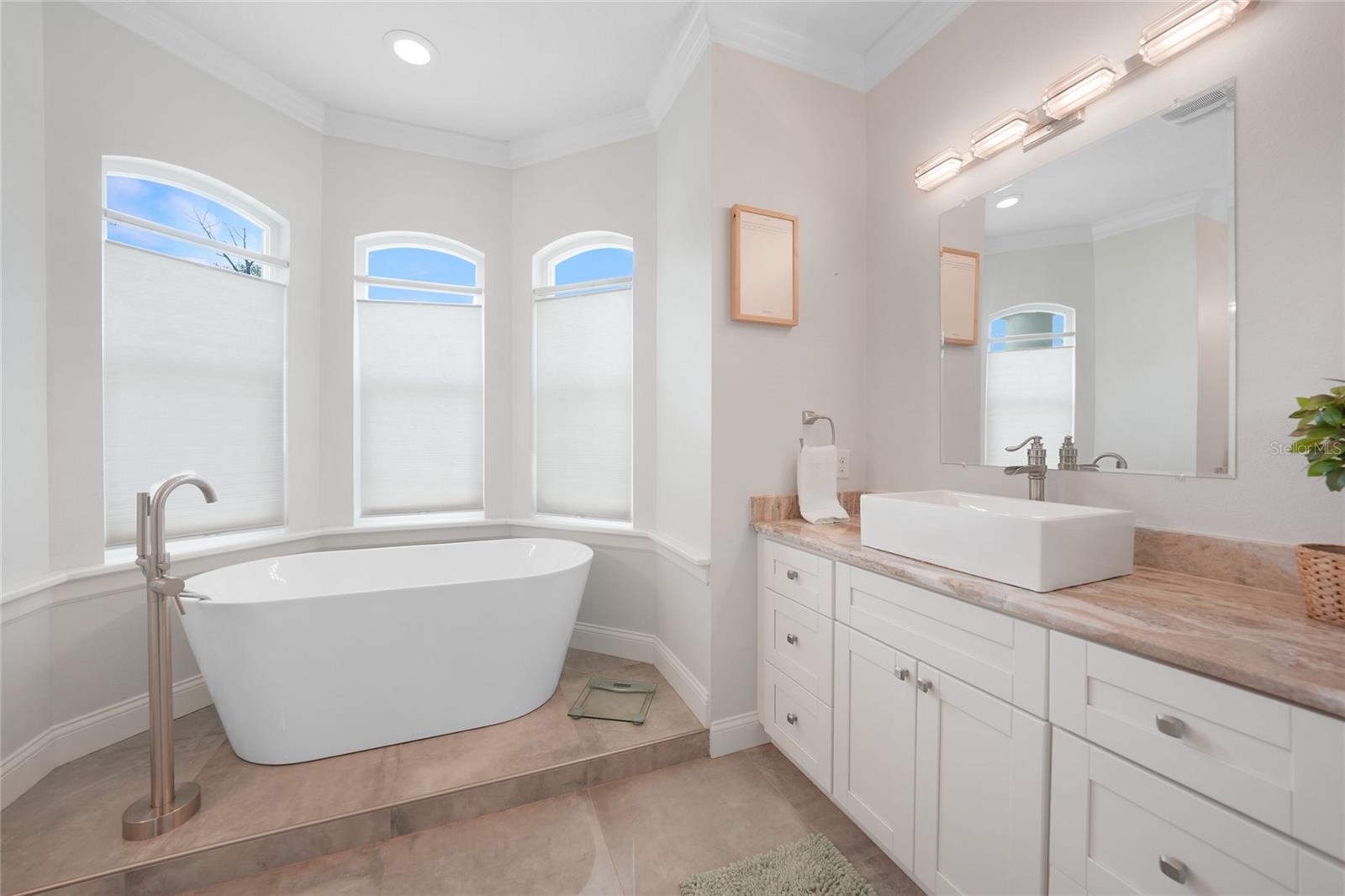 Image 19 of 42 For 3300 Salford Boulevard