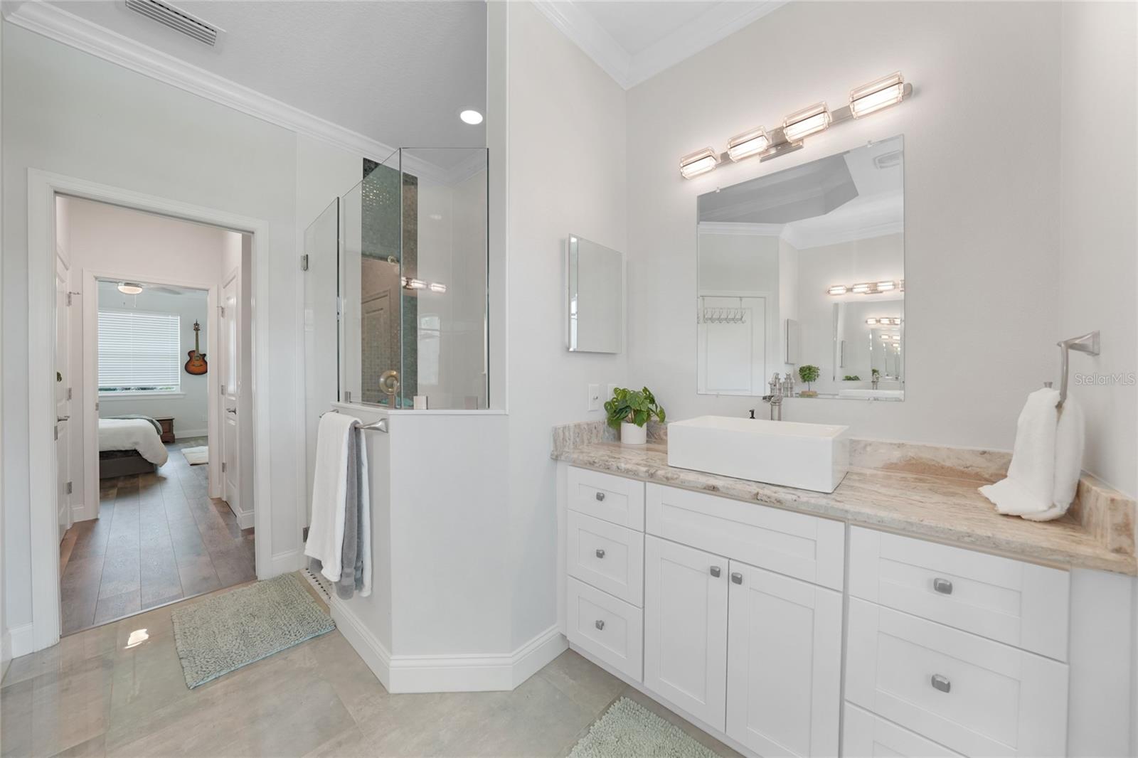 Image 20 of 42 For 3300 Salford Boulevard