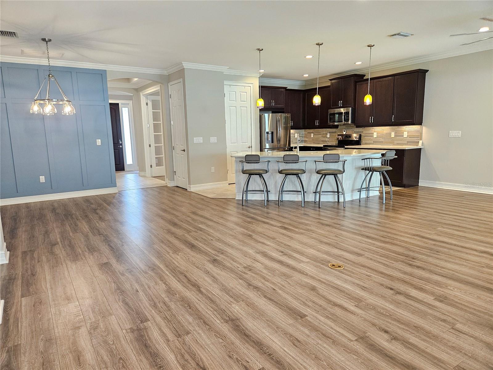 Image 6 of 49 For 1020 Bradberry Drive