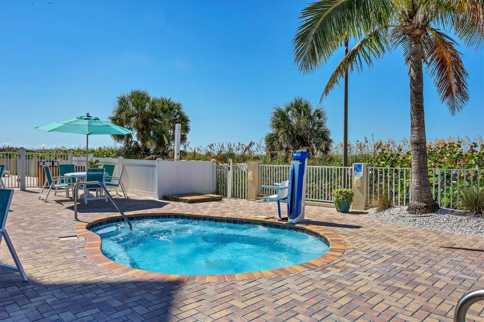 Image 51 of 64 For 12000 Gulf Boulevard 207s