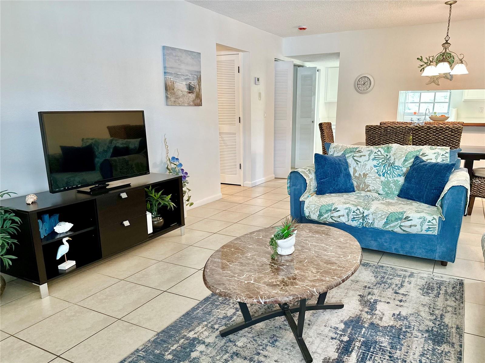 Image 10 of 52 For 1531 Placida Road 203