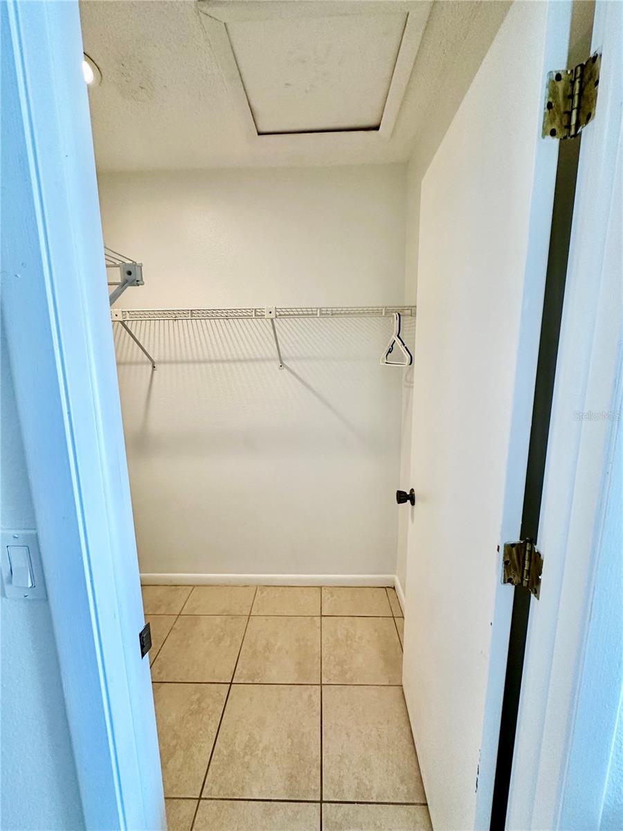 Image 33 of 52 For 1531 Placida Road 203