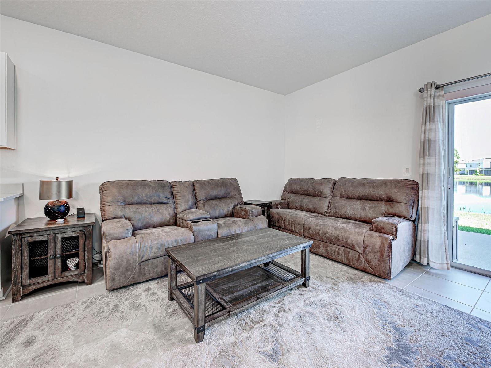 Image 19 of 58 For 5734 Archipelago Street