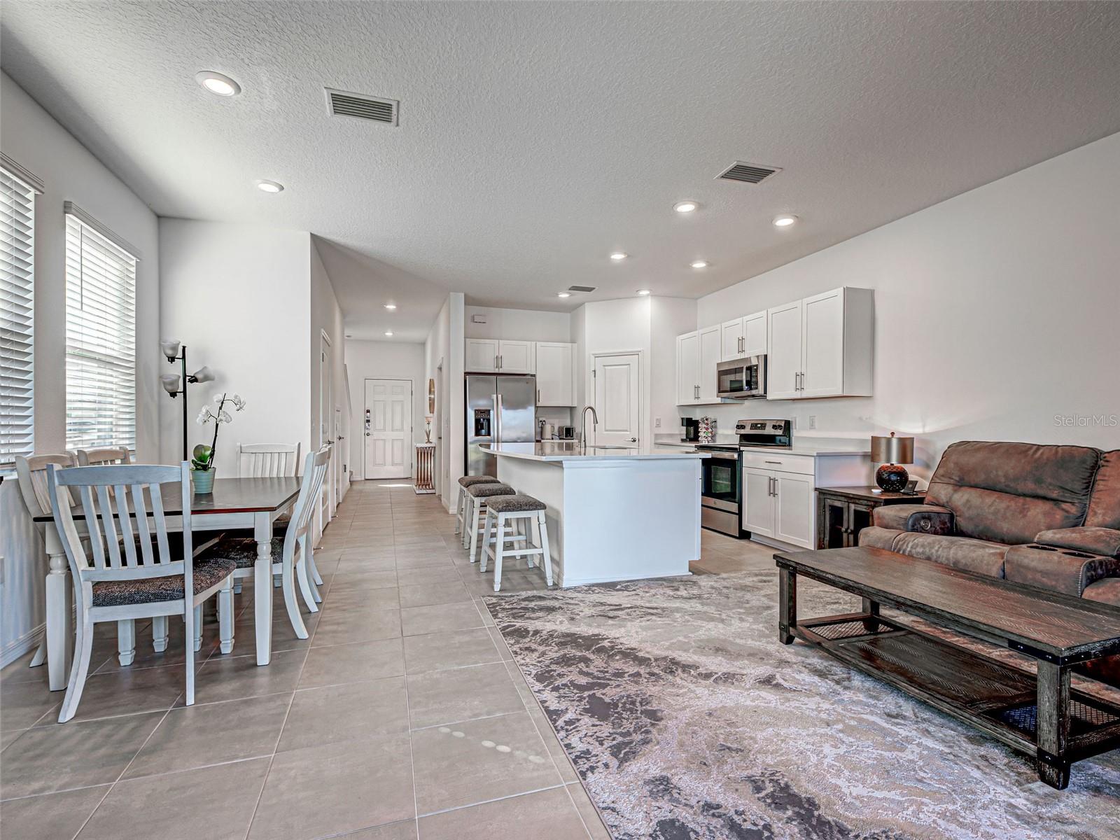 Image 22 of 58 For 5734 Archipelago Street