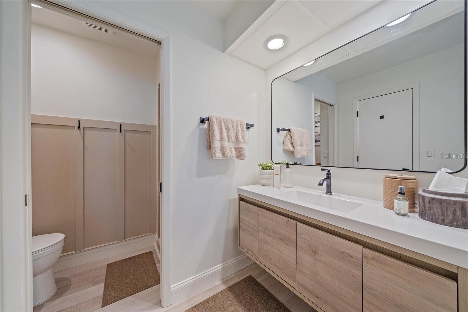 Image 14 of 21 For 1211 Capri Isles Boulevard 6