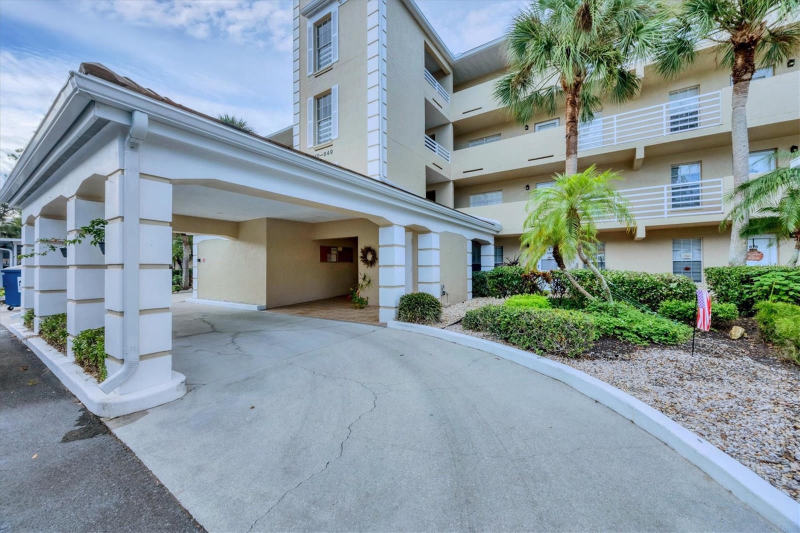 Details for 823 Wexford Boulevard 823, VENICE, FL 34293