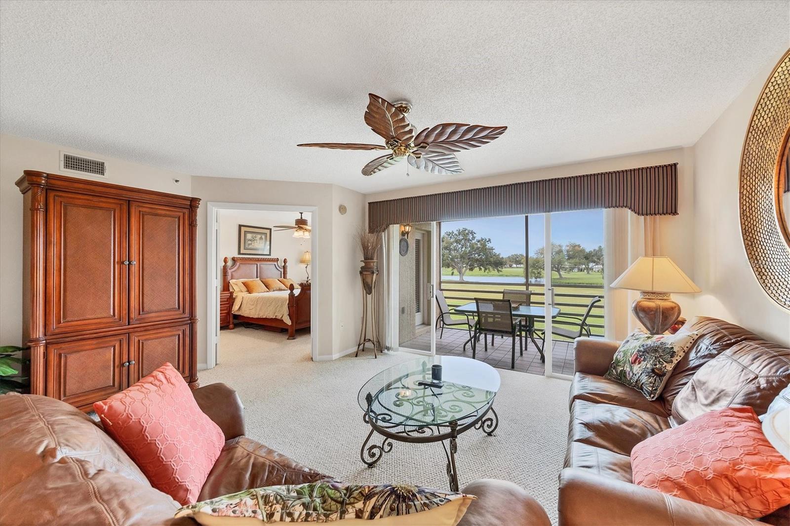 Image 12 of 66 For 823 Wexford Boulevard 823
